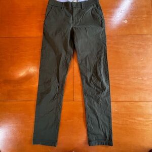 J Crew 25T green slim fit, cotton stretch pants
